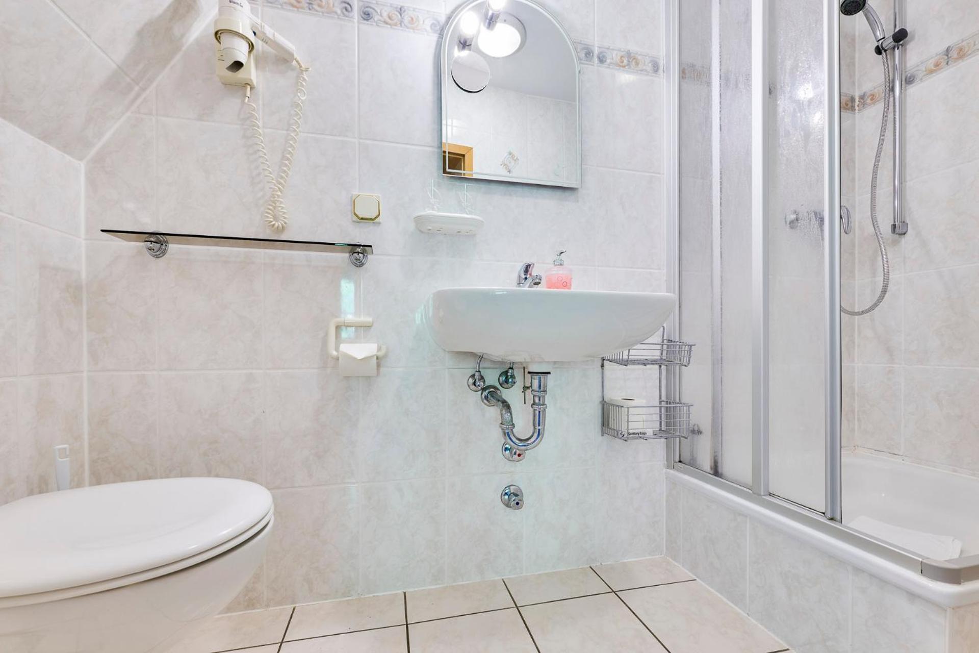 טאלה Hotel Bodeblick מראה חיצוני תמונה