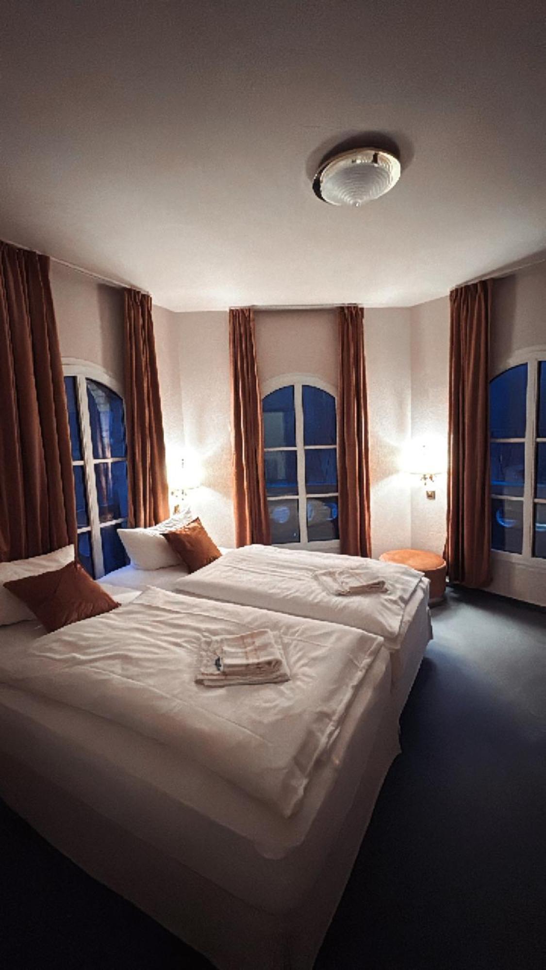 טאלה Hotel Bodeblick מראה חיצוני תמונה